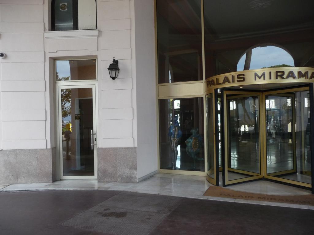Cannes, Croisette, Palais Miramar ภายนอก รูปภาพ